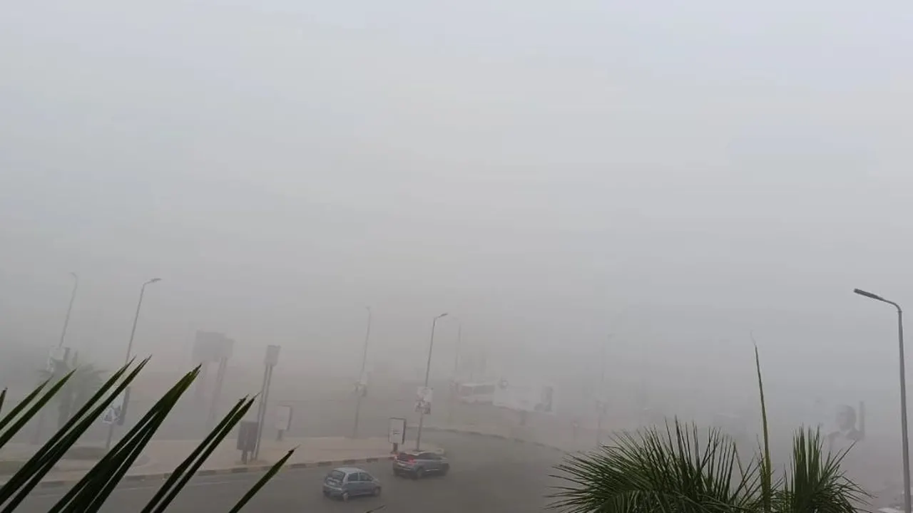 تحذير الأرصاد.. ارتفاع درجات الحرارة غدًا مع نشاط للرياح وظهور شبورة كثيفة صباحًا